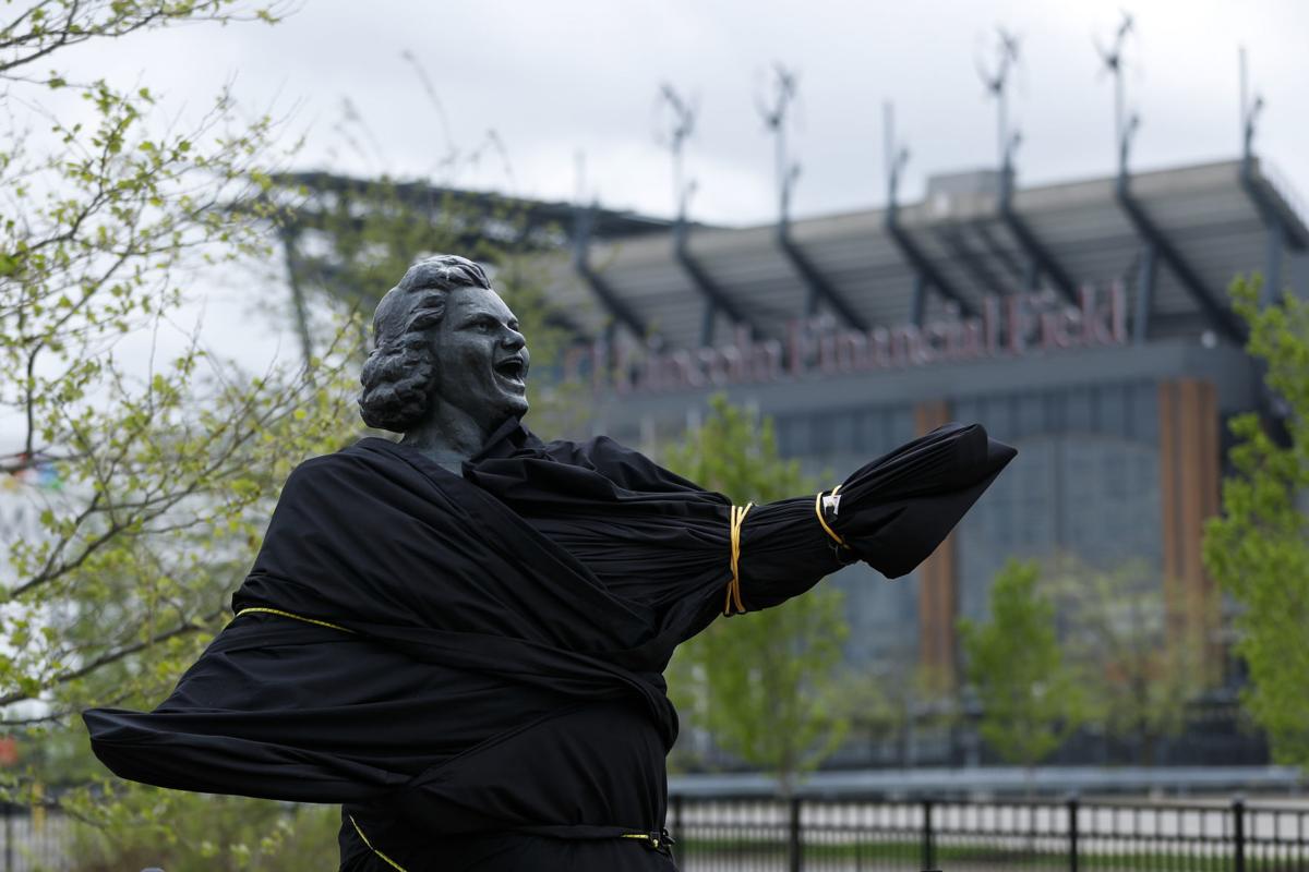 Kate Smith Statue